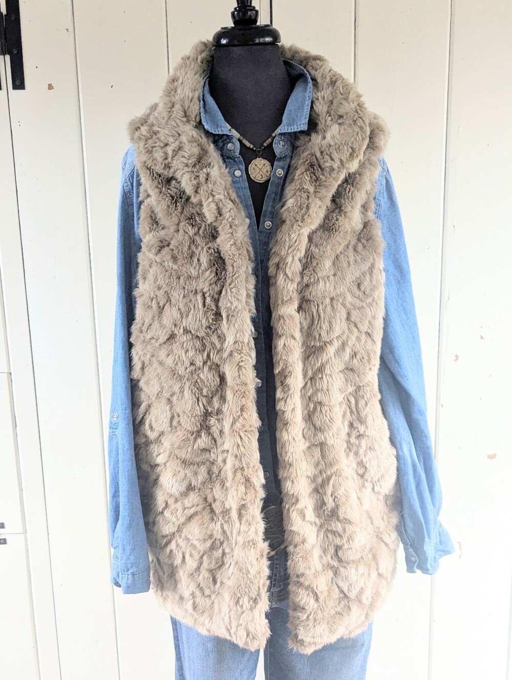 Forever 21 Taupe Faux Fur Vest